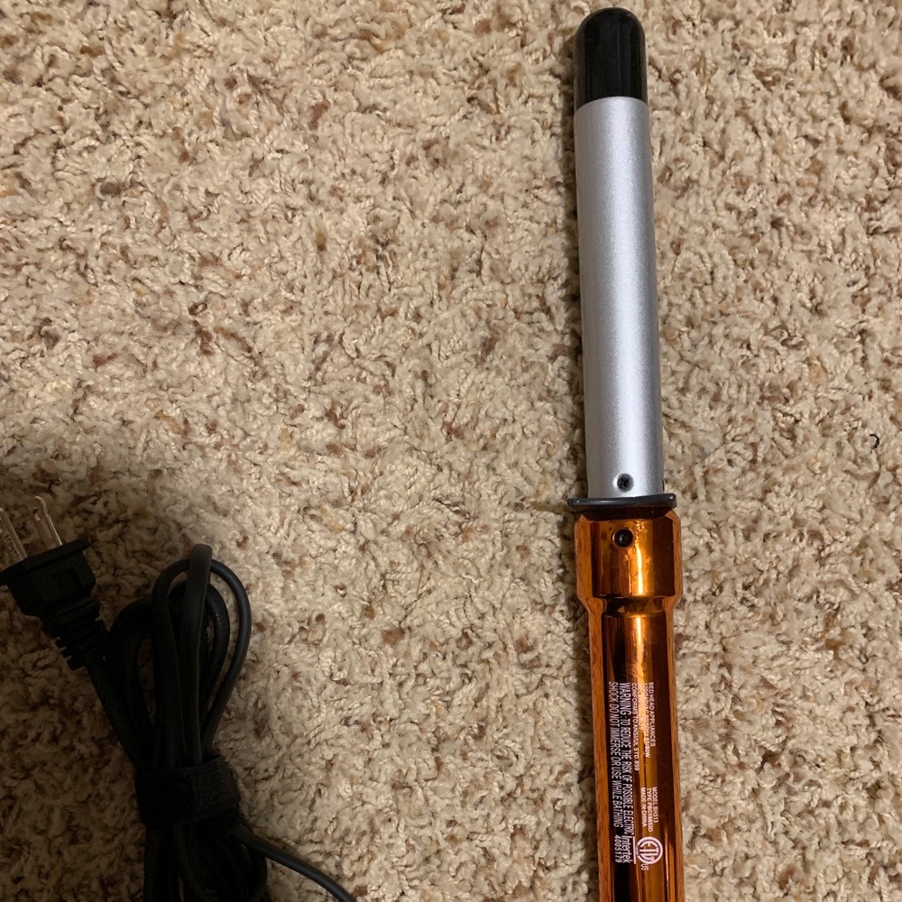 Tigi Bedhead Curling Iron View 3